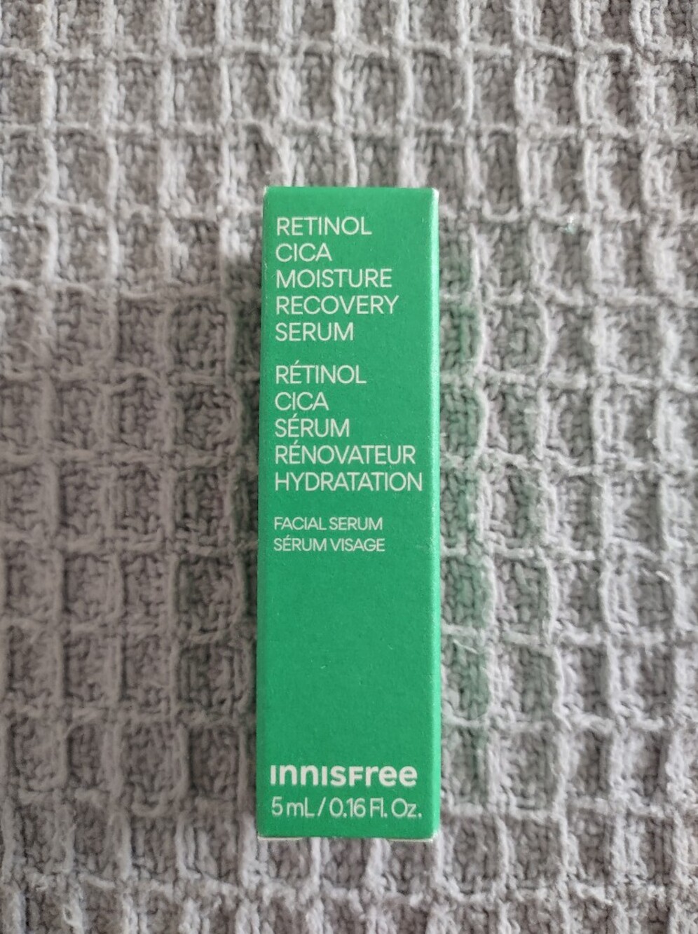 Innisfree Retinol Cica Moisture Recovery Serum